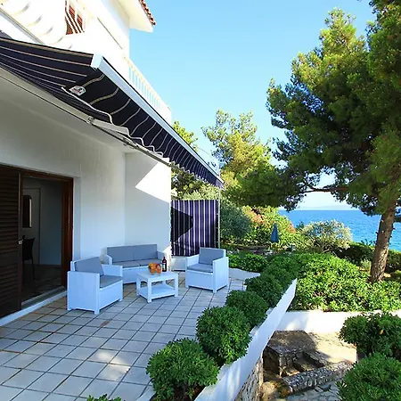 Mare Villa